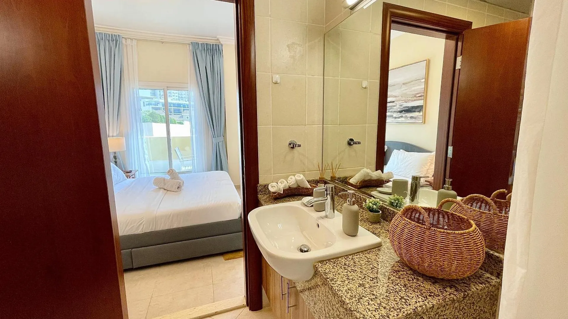 Townhouse With Live-In Maids Villa Dubai United Arab Emirates