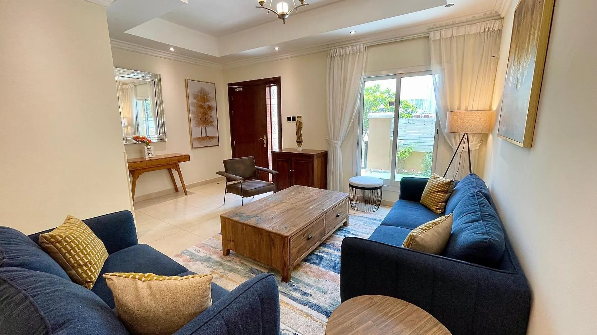 Townhouse With Live-In Maids Villa Dubai United Arab Emirates