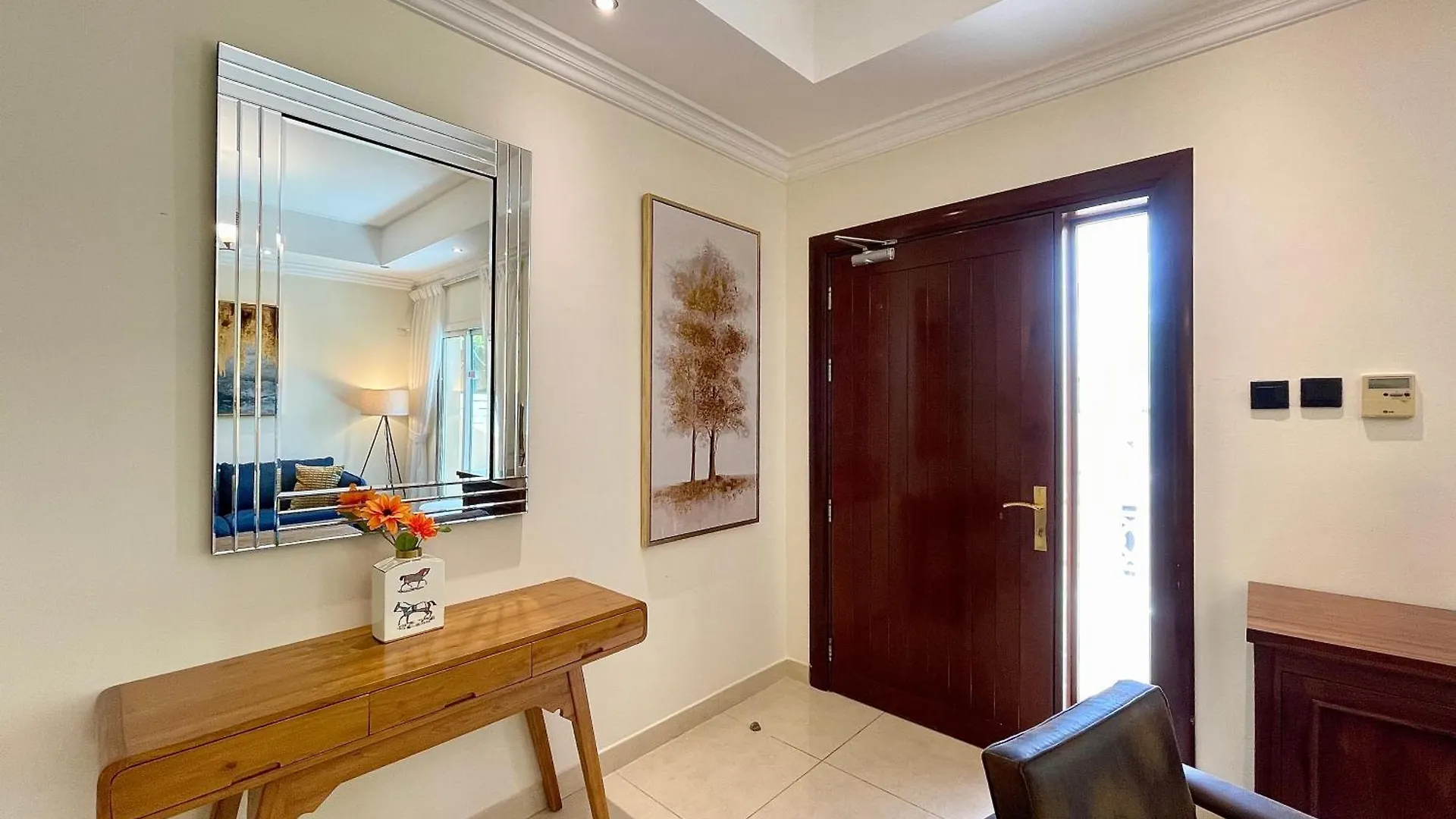 Townhouse With Live-In Maids Villa Dubai 0*,  United Arab Emirates